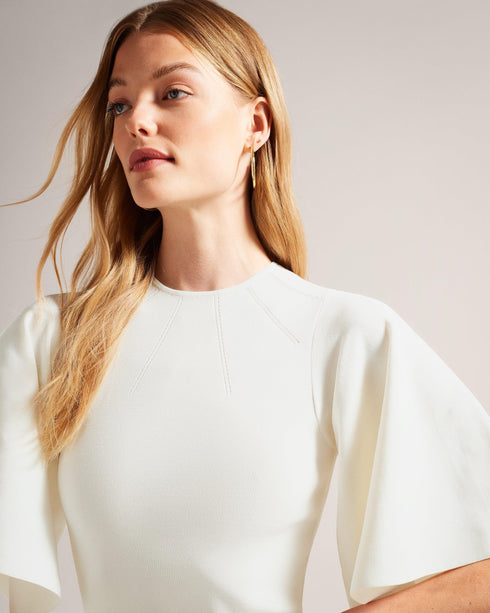 {{ product.type }} - Ted Baker London - Kosovo - LOUNIA